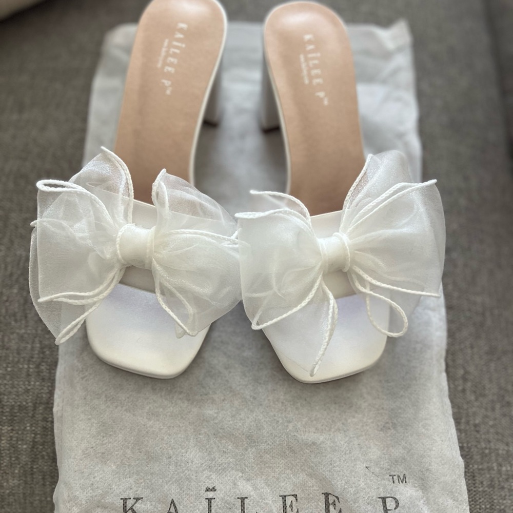 Kailee P White Bow Heels